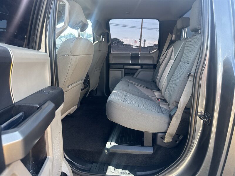 2017 Ford F-350 Super Duty XLT - Photo 16 - Arlington, TX 76011