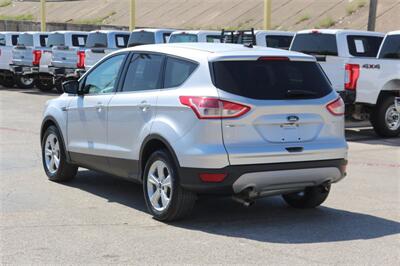 2016 Ford Escape SE   - Photo 7 - Arlington, TX 76011