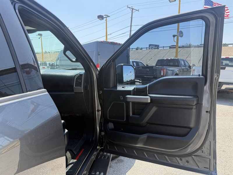 2020 Ford F-150 Raptor - Photo 15 - Arlington, TX 76011