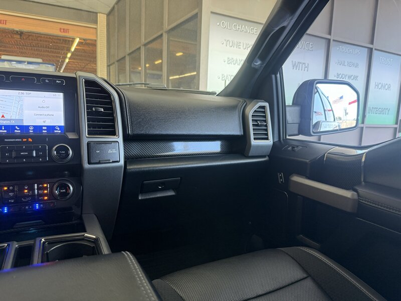 2020 Ford F-150 Raptor - Photo 26 - Arlington, TX 76011