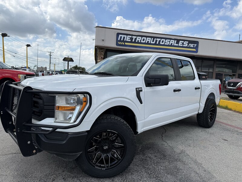 2022 Ford F-150 XL - Photo 9 - Arlington, TX 76011