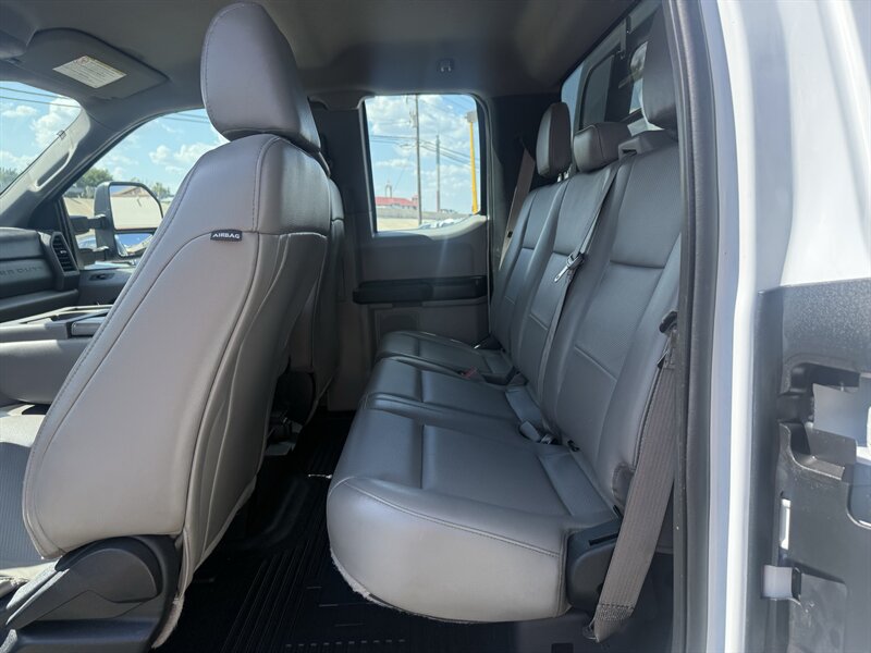 2018 Ford F-250 Super Duty XL - Photo 15 - Arlington, TX 76011