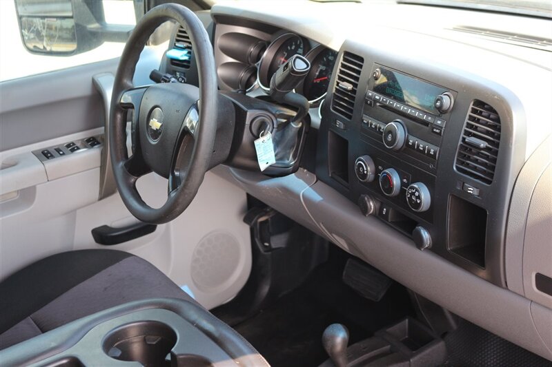 2013 Chevrolet Silverado 2500HD Work Truck - Photo 35 - Arlington, TX 76011