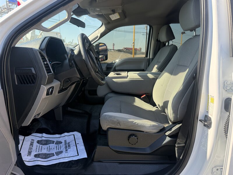 2021 Ford F-350 Super Duty STX - Photo 14 - Arlington, TX 76011