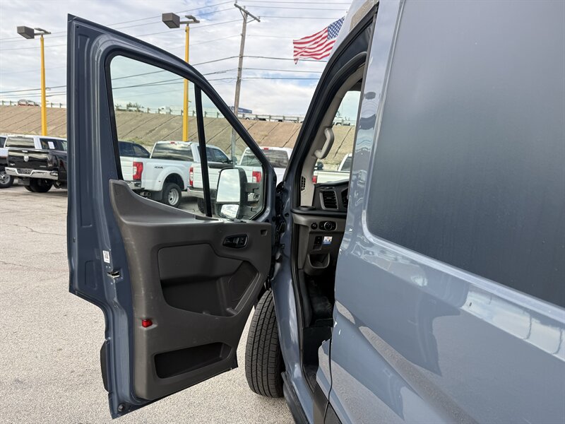 2021 Ford Transit 250 - Photo 12 - Arlington, TX 76011