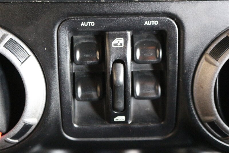 2014 Jeep Wrangler Sport S - Photo 23 - Arlington, TX 76011