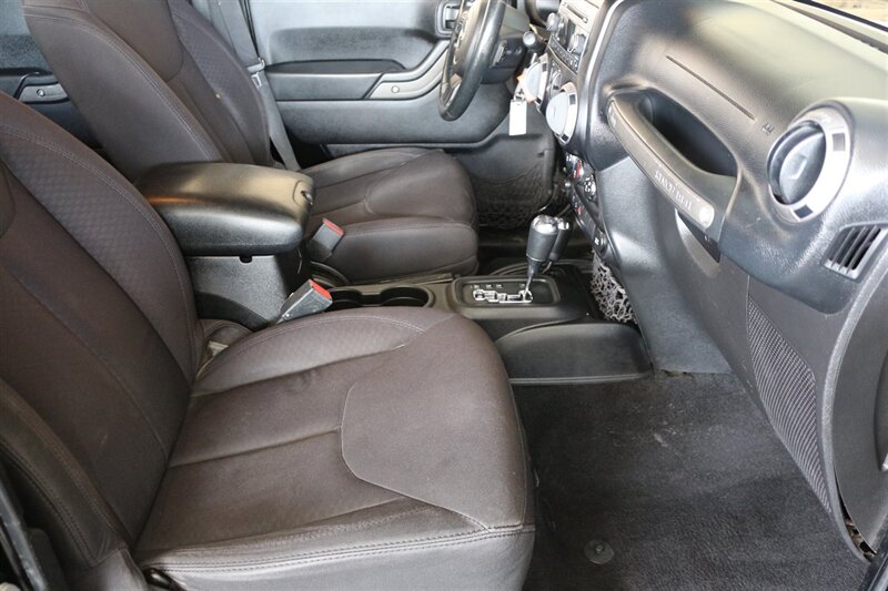 2014 Jeep Wrangler Sport S - Photo 37 - Arlington, TX 76011