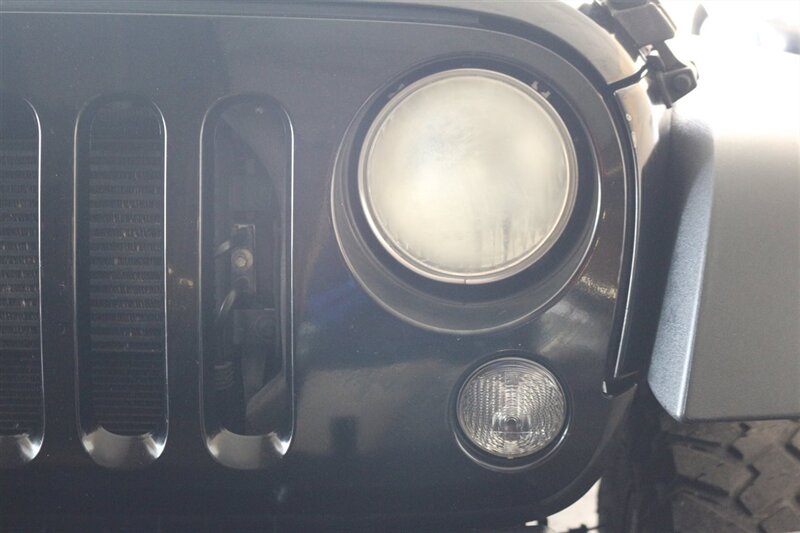 2014 Jeep Wrangler Sport S - Photo 39 - Arlington, TX 76011