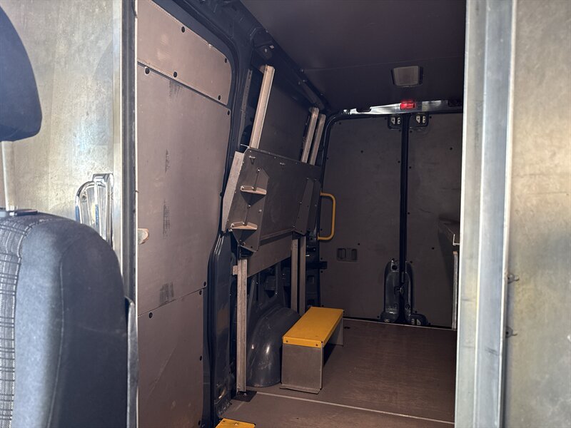 2018 Mercedes-Benz Sprinter Worker 2500 - Photo 26 - Arlington, TX 76011