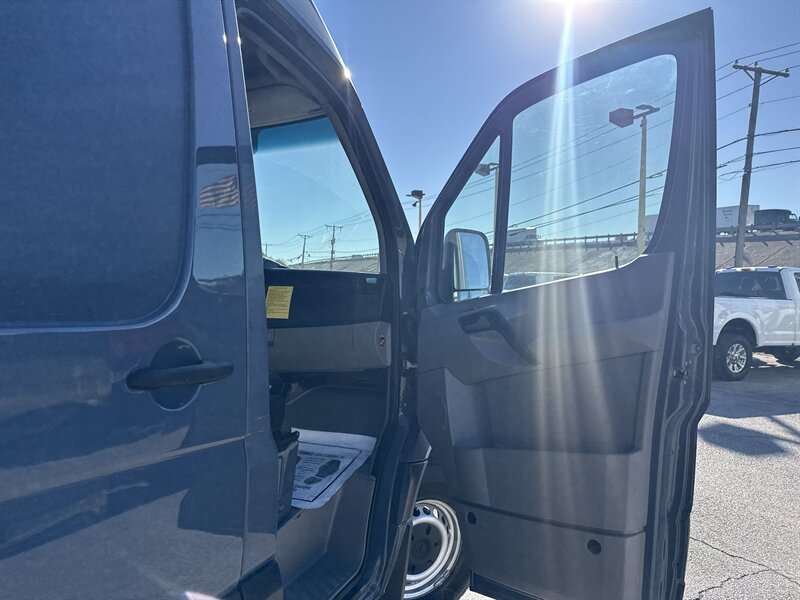 2018 Mercedes-Benz Sprinter Worker 2500 - Photo 15 - Arlington, TX 76011