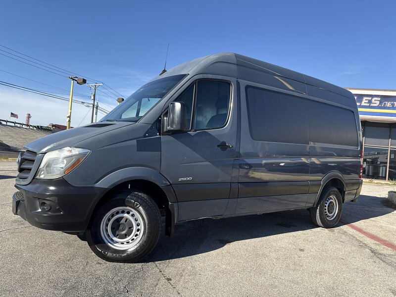 2018 Mercedes-Benz Sprinter Worker 2500 - Photo 11 - Arlington, TX 76011