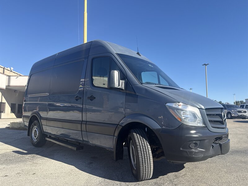2018 Mercedes-Benz Sprinter Worker 2500 - Photo 3 - Arlington, TX 76011