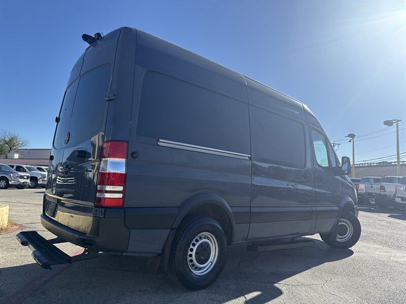 2018 Mercedes-Benz Sprinter Worker 2500 - Photo 5 - Arlington, TX 76011