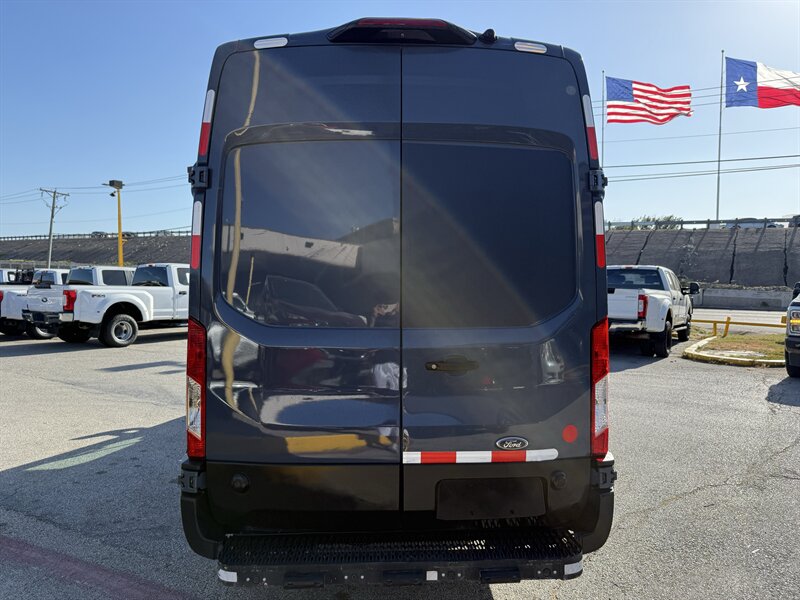 2021 Ford Transit 250 - Photo 6 - Arlington, TX 76011