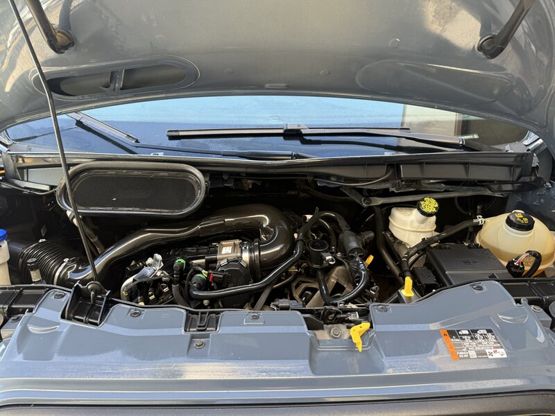 2021 Ford Transit 250 - Photo 29 - Arlington, TX 76011