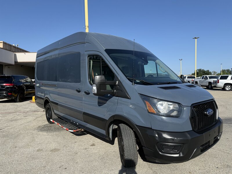 2021 Ford Transit 250 - Photo 3 - Arlington, TX 76011