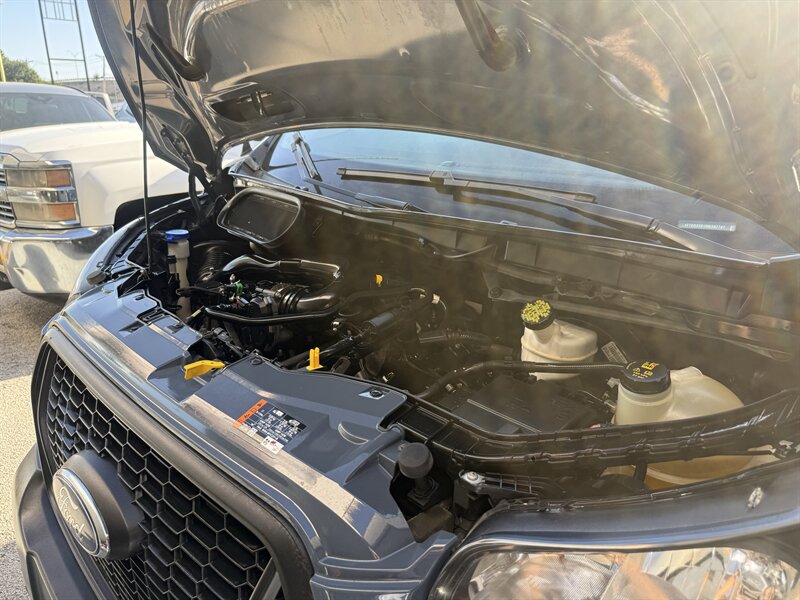 2021 Ford Transit 250 - Photo 28 - Arlington, TX 76011