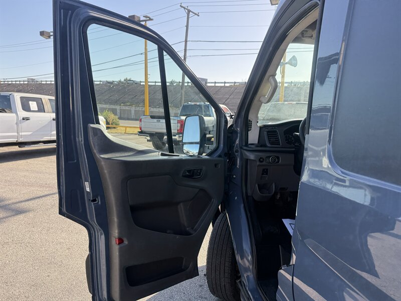 2021 Ford Transit 250 - Photo 12 - Arlington, TX 76011
