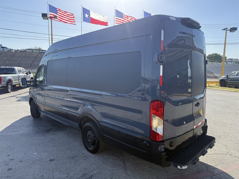 2021 Ford Transit 250 - Photo 8 - Arlington, TX 76011