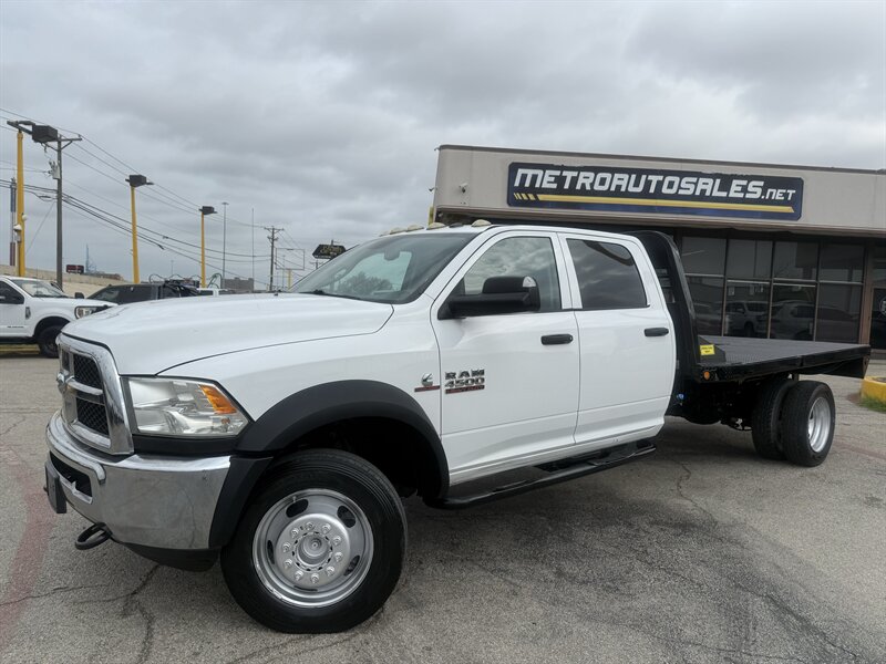 2014 RAM 4500 Flatbed - Photo 9 - Arlington, TX 76011