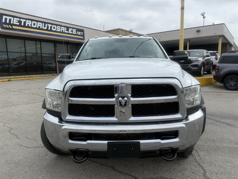2014 RAM 4500 Flatbed - Photo 2 - Arlington, TX 76011