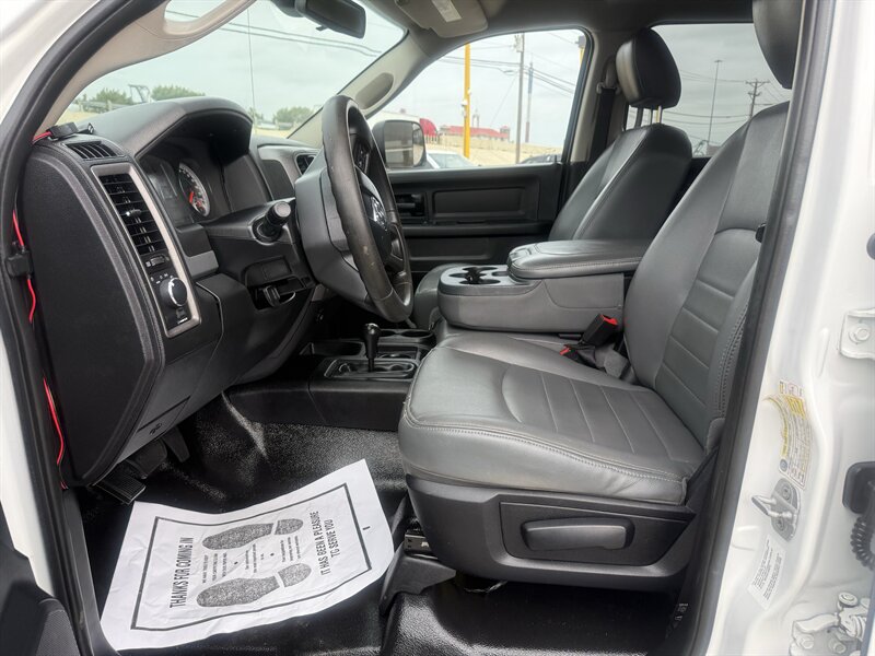 2014 RAM 4500 Flatbed - Photo 13 - Arlington, TX 76011