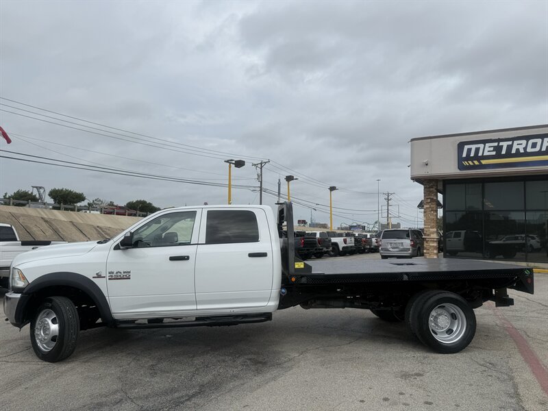 2014 RAM 4500 Flatbed - Photo 8 - Arlington, TX 76011