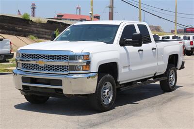 2019 Chevrolet Silverado 2500 Work Truck   - Photo 2 - Arlington, TX 76011