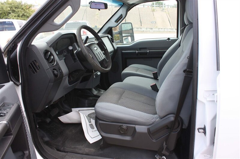2015 Ford F-250 Super Duty XL - Photo 9 - Arlington, TX 76011