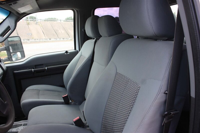 2015 Ford F-250 Super Duty XL - Photo 11 - Arlington, TX 76011