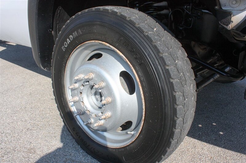 2015 FORD F550 XL - Photo 35 - Arlington, TX 76011