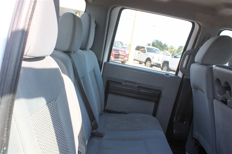 2015 FORD F550 XL - Photo 17 - Arlington, TX 76011