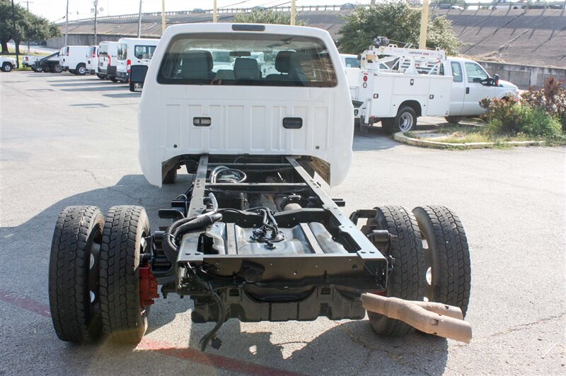 2015 FORD F550 XL - Photo 6 - Arlington, TX 76011