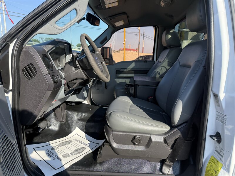 2012 Ford F-450 Super Duty Crane - Photo 13 - Arlington, TX 76011
