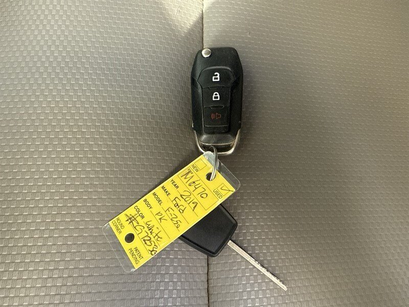 2019 Ford F-250 XL - Photo 33 - Arlington, TX 76011