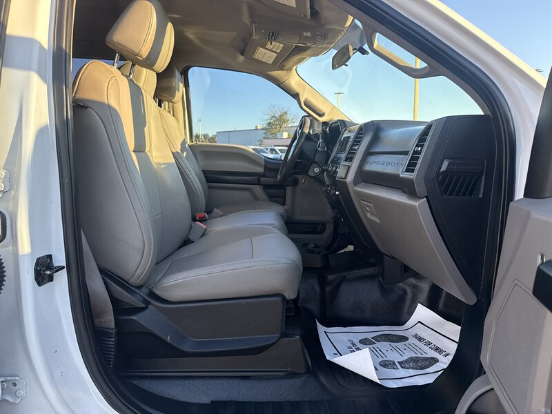 2019 Ford F-250 XL - Photo 19 - Arlington, TX 76011