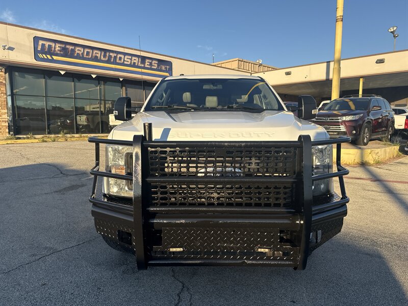 2019 Ford F-250 XL - Photo 2 - Arlington, TX 76011