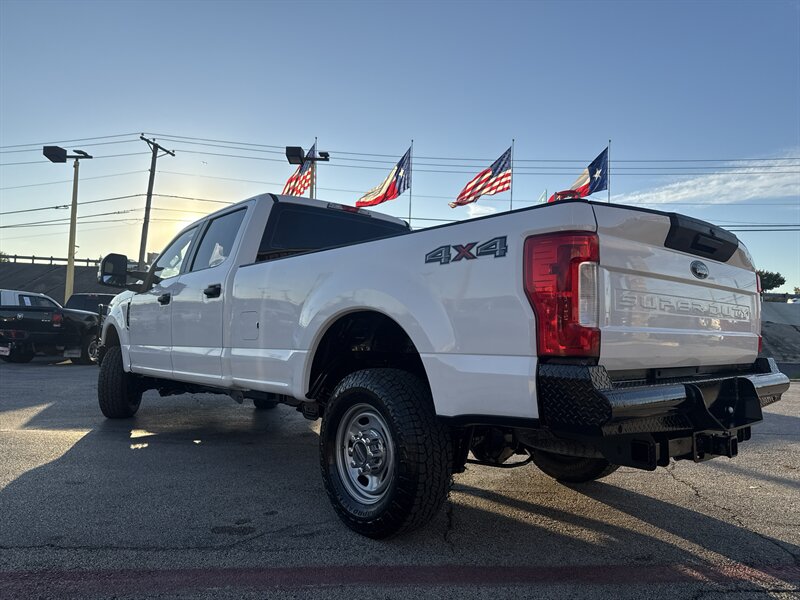 2019 Ford F-250 XL - Photo 8 - Arlington, TX 76011