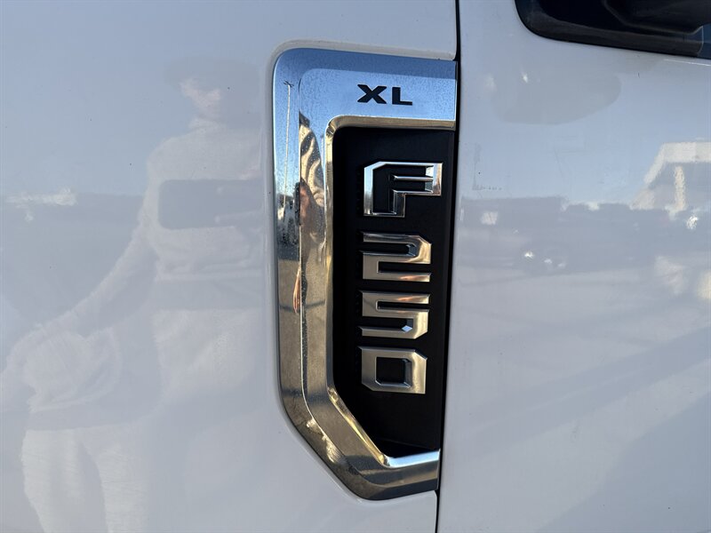 2019 Ford F-250 XL - Photo 12 - Arlington, TX 76011