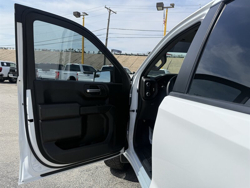 2024 GMC Sierra 1500 Pro - Photo 13 - Arlington, TX 76011