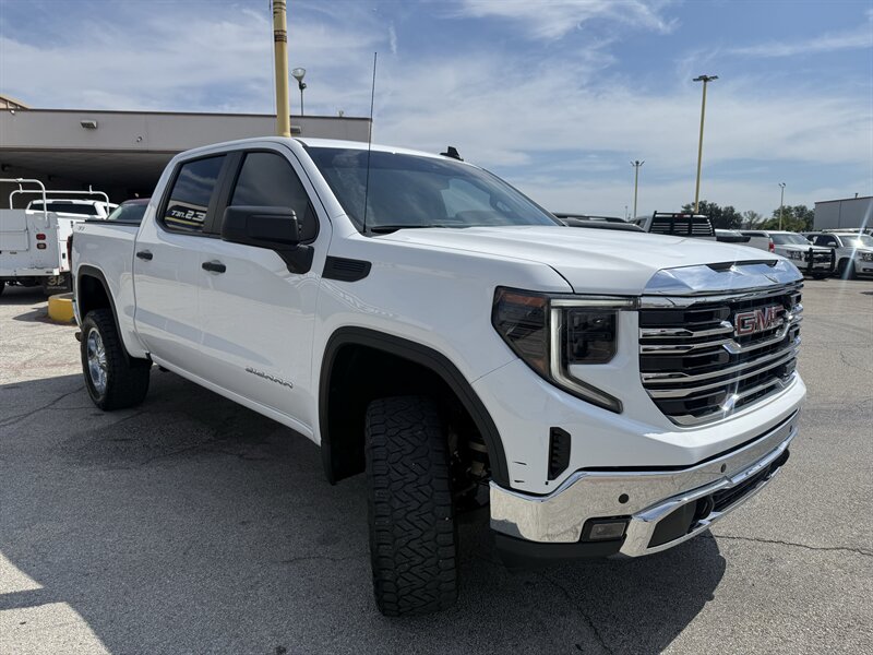 2024 GMC Sierra 1500 Pro - Photo 3 - Arlington, TX 76011