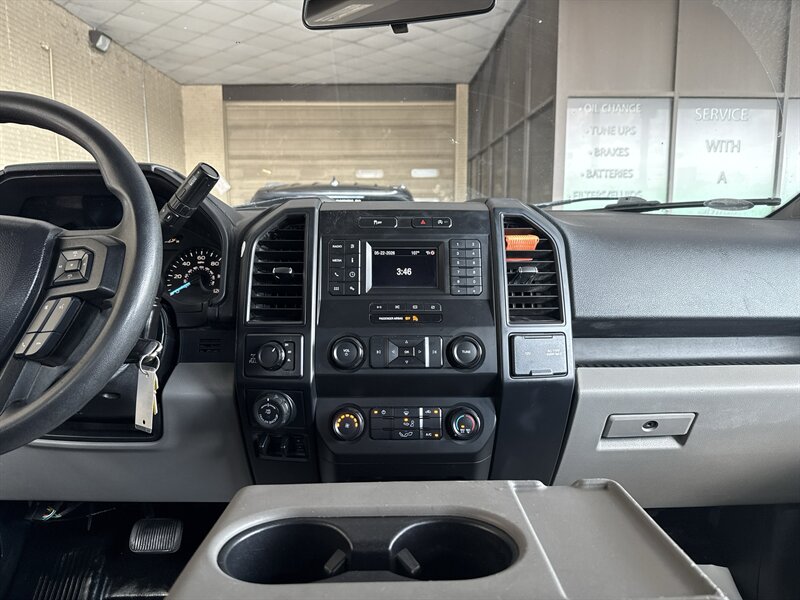 2020 Ford F-150 XLT - Photo 24 - Arlington, TX 76011