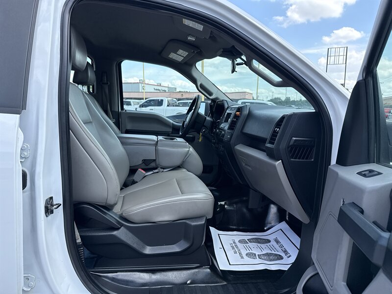 2020 Ford F-150 XLT - Photo 18 - Arlington, TX 76011