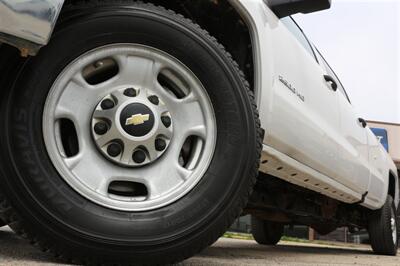 2017 Chevrolet Silverado 2500 Work Truck   - Photo 2 - Arlington, TX 76011