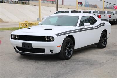 2020 Dodge Challenger SXT   - Photo 5 - Arlington, TX 76011