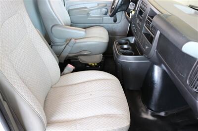 2014 Chevrolet Express 2500   - Photo 31 - Arlington, TX 76011