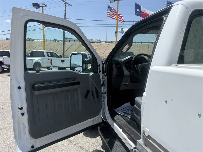 2012 Ford F-450 Super Duty - Photo 11 - Arlington, TX 76011