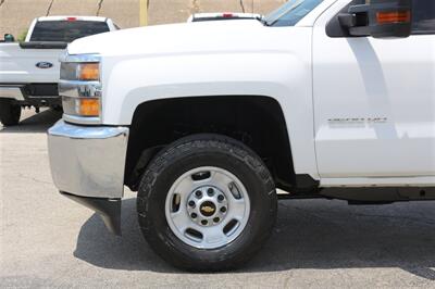 2018 Chevrolet Silverado 2500 Work Truck   - Photo 14 - Arlington, TX 76011