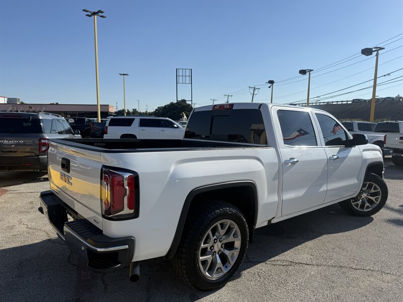 2018 GMC Sierra 1500 SLT - Photo 5 - Arlington, TX 76011