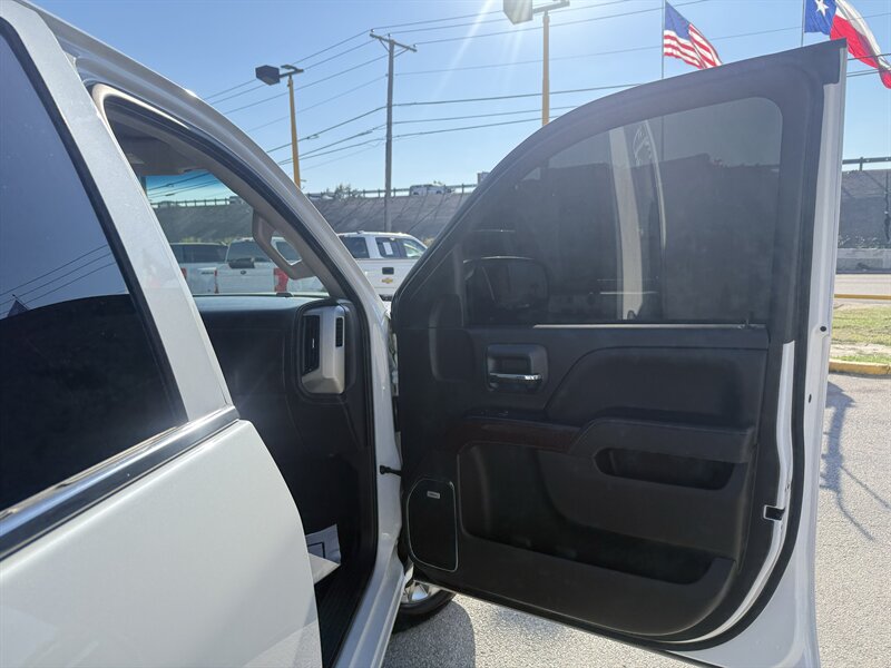 2018 GMC Sierra 1500 SLT - Photo 16 - Arlington, TX 76011